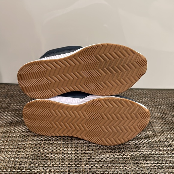 Sorel, Out N About Puffy Zip Boots - Picture 4 of 5